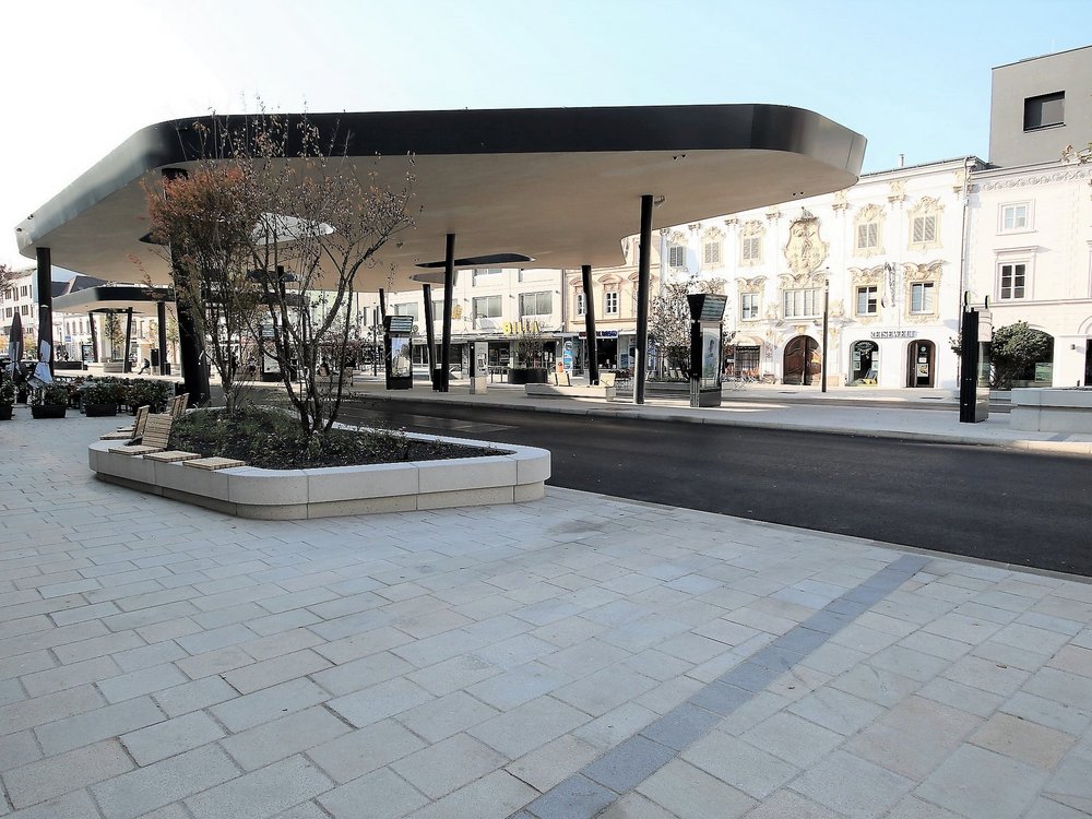 Pflasterungen am Kaiser Josef Platz in Wels